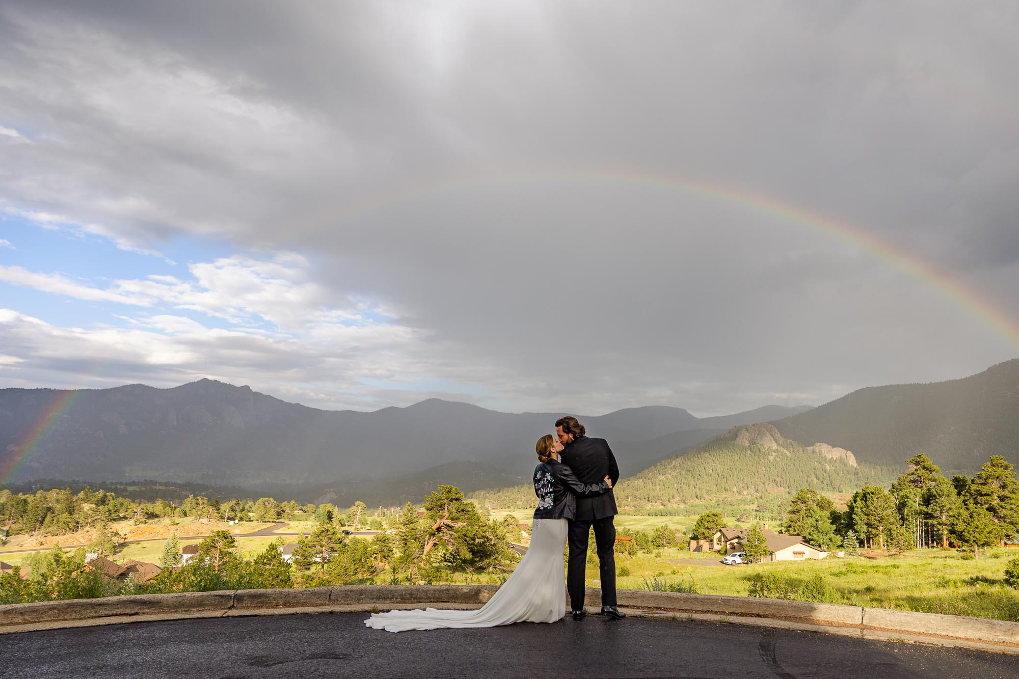 Rainbow during estes park wedding, Rainy wedding day, Colorado wedding in Estes Park