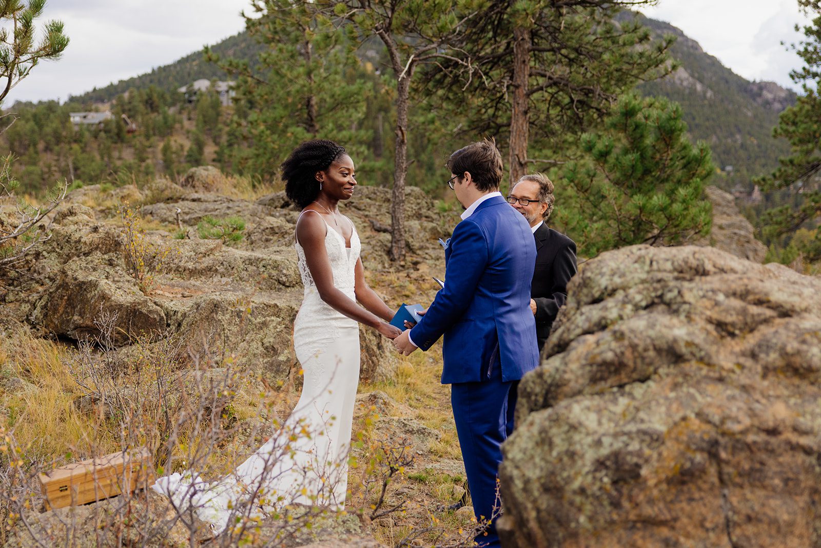 intimate Knoll Willows Elopement ceremony. 