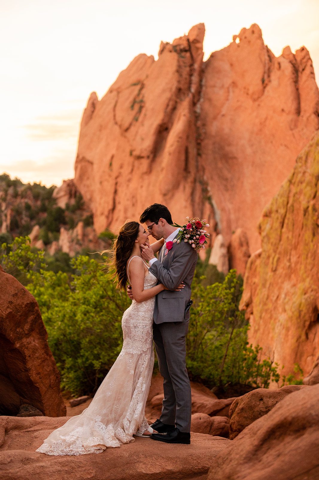 Sunset elopement at Garden of the Gods in Colorado Springs
